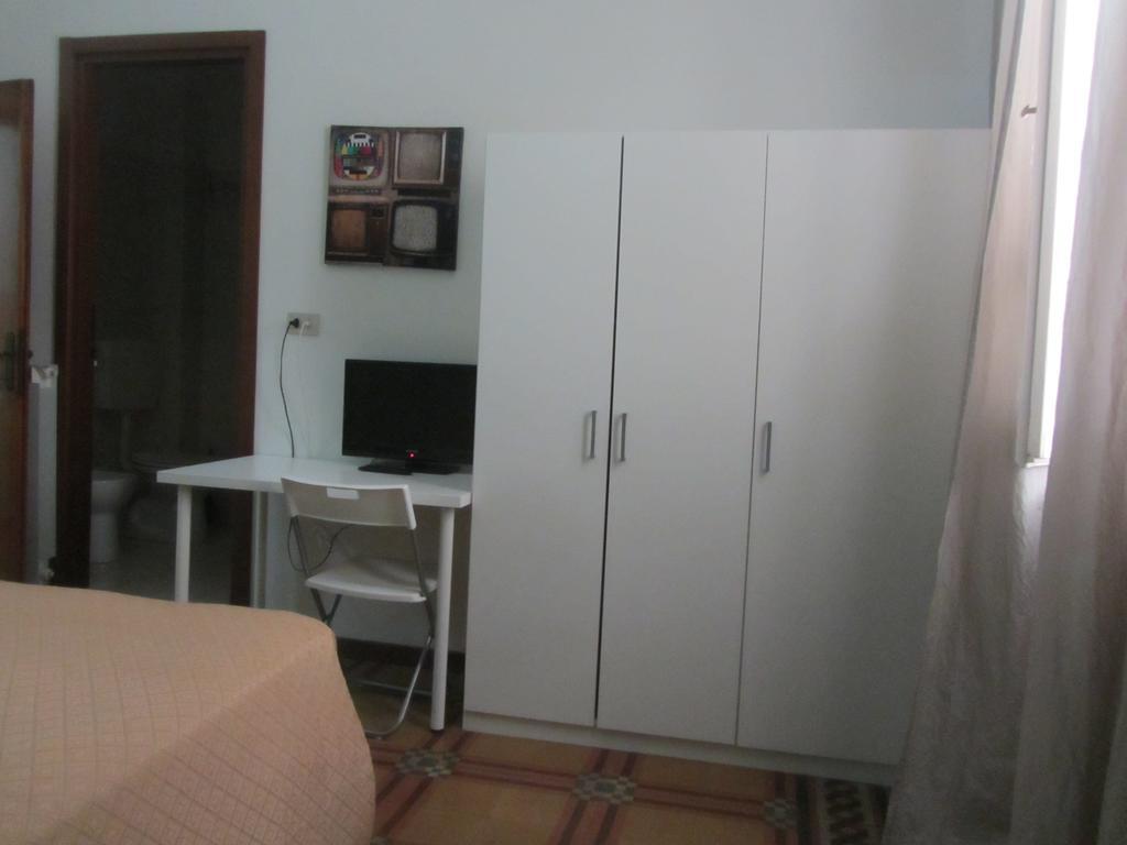 Hotel Mirafiori Λίντο ντι Καμαϊόρε Δωμάτιο φωτογραφία